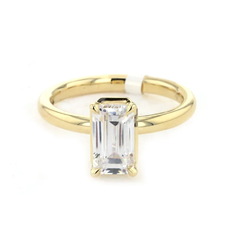 Ladies Simple Engagement Rings -Solitaire Engagement Ring