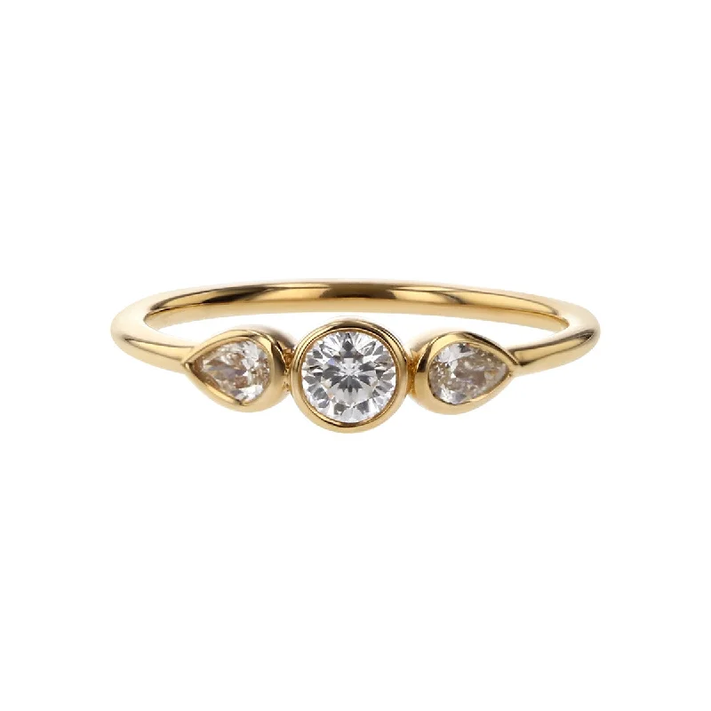 Ladies Crystal Gem Rings -18K Rose Gold Dolce 3 Stones Ring