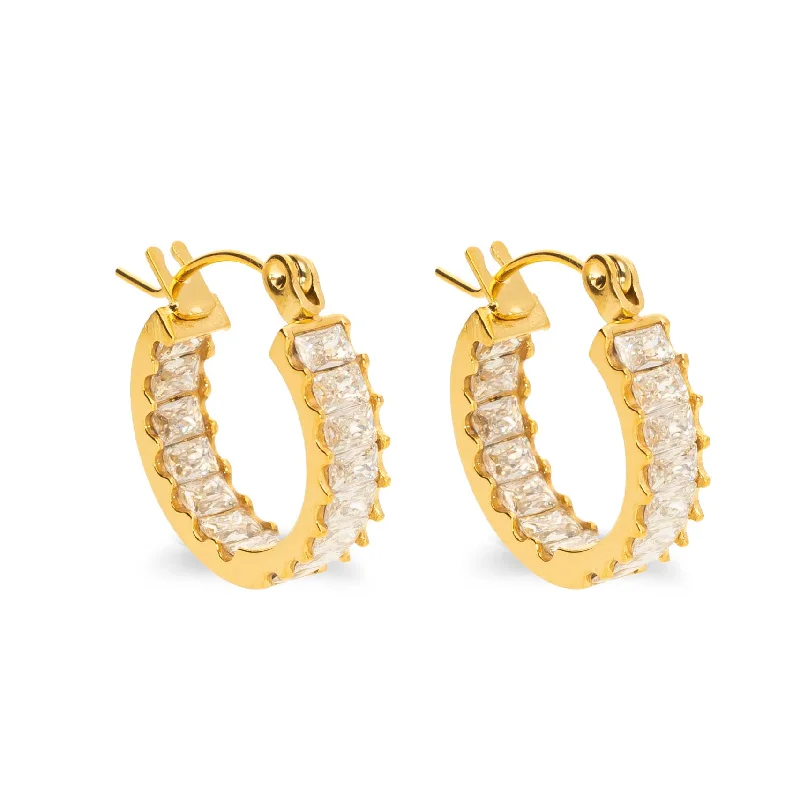 Ladies Yellow Gold Rings -Coral earring white gold