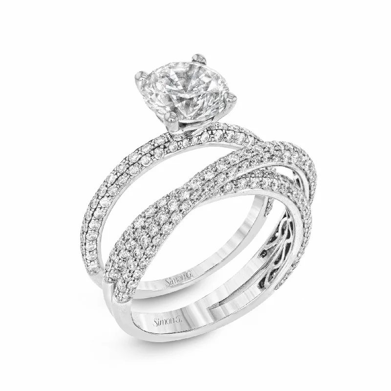 Ladies Victorian Engagement Rings -Round-cut Criss-cross Engagement Ring & Matching Wedding Set in 18k Gold with Diamonds MR1577-D