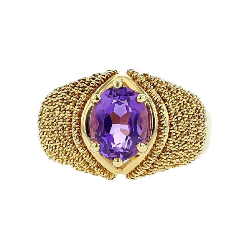 Ladies Party Glam Rings -14K Yellow Gold Oval Amethyst 6 Prong Ring