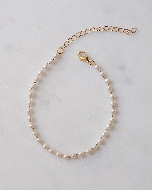 Ladies Bracelets for Girl Shine-Petite Shell Pearl Bracelet