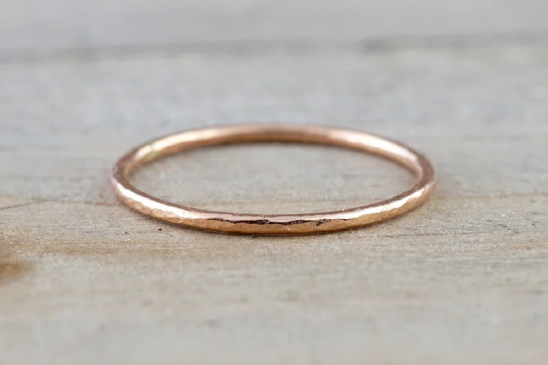 Ladies Classic Signet Rings -14k Solid Rose Gold Thin Hammered Dainty Polish Band Promise Anniversary Fashion Ring 0.9mm