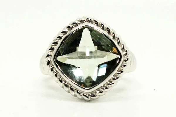 Ladies Topaz Sparkle Rings -Green Amethyst Rope Silver Ring