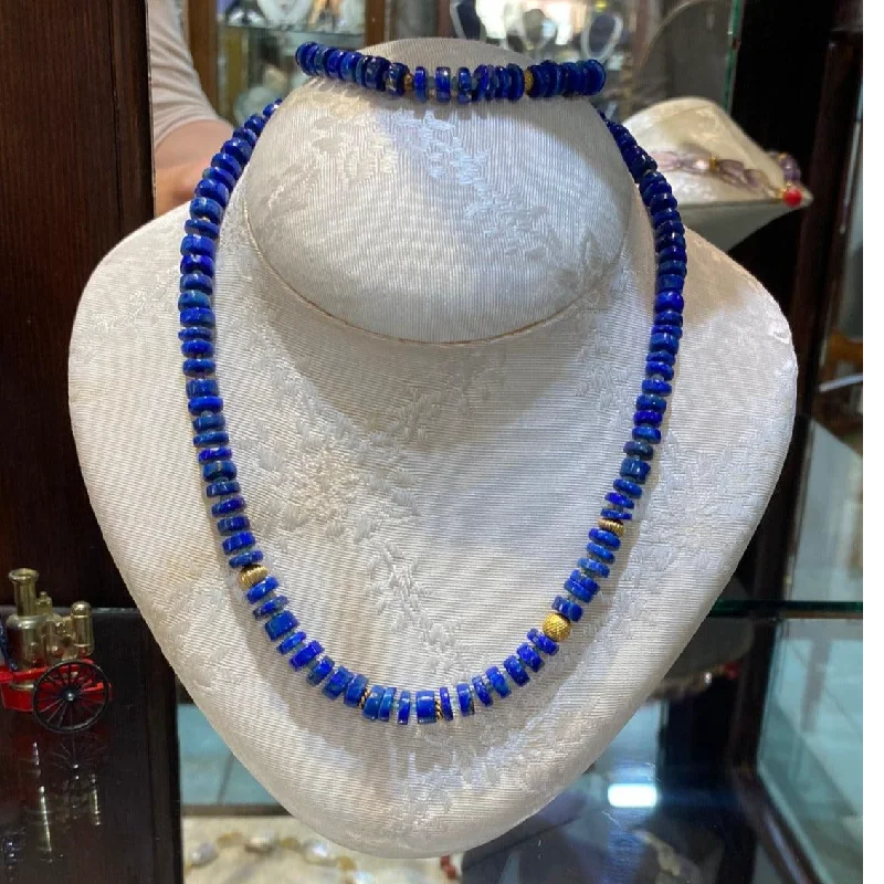 Ladies Necklaces with Purple Stichtite-Necklace in 18k Gold with Lapis Lazuli