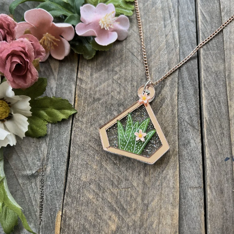 Aloe Terrarium Necklace Rose Gold