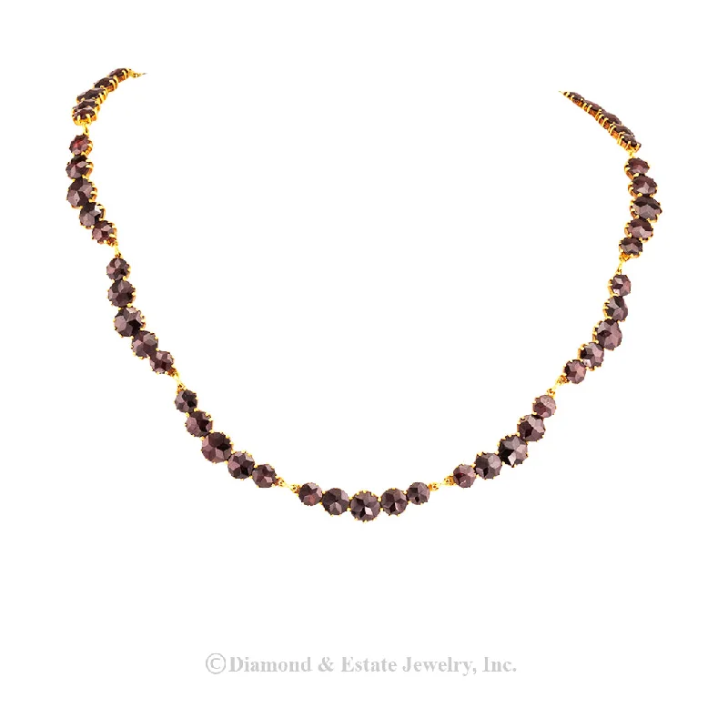 Ladies Necklaces Simple Spark-Garnet Yellow Gold Necklace